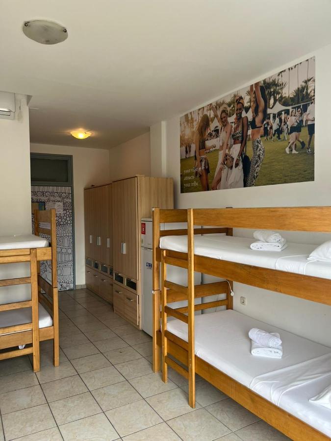 Moon Rocks Hostel Novalja Exteriér fotografie