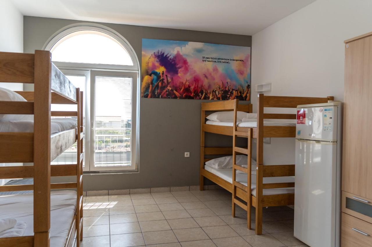 Moon Rocks Hostel Novalja Exteriér fotografie